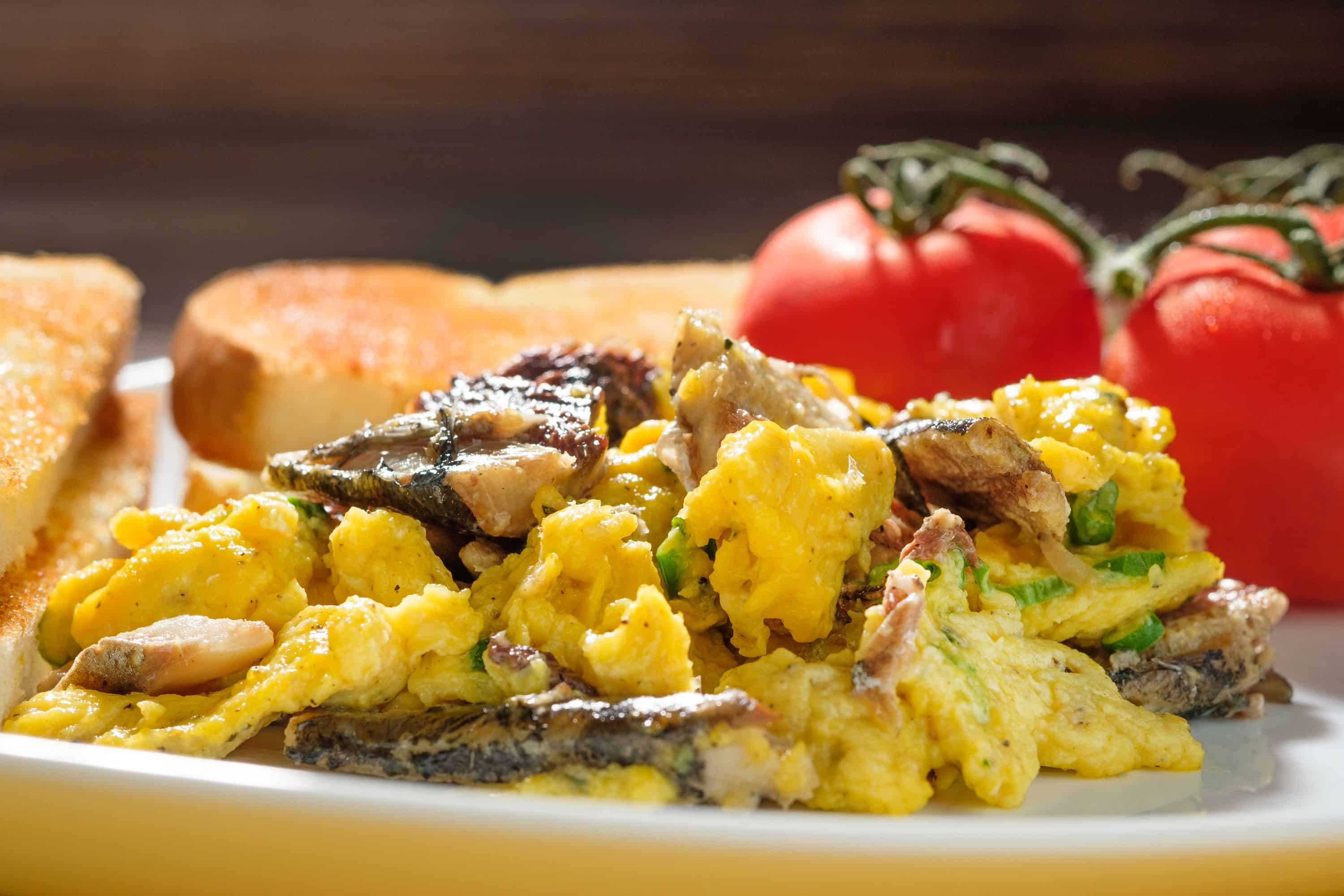 BRUNSWICK® SUNSHINE SCRAMBLED EGGS Brunswick® Seafood