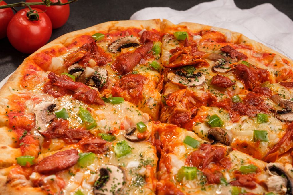 BRUNSWICK<sup>®</sup> TOMATO AND BASIL TUNA PIZZA